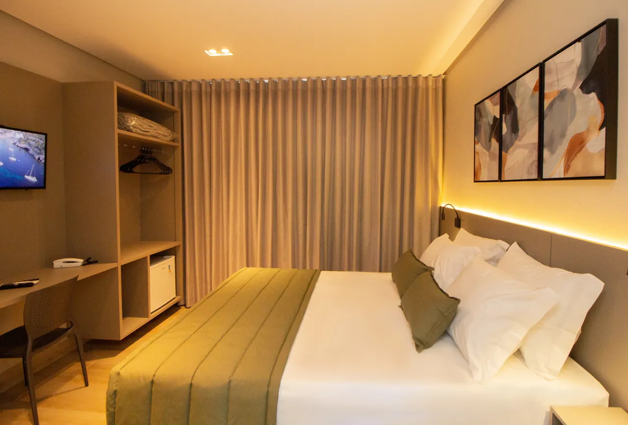 Room in the Master Suite, with a desk and Smart TV