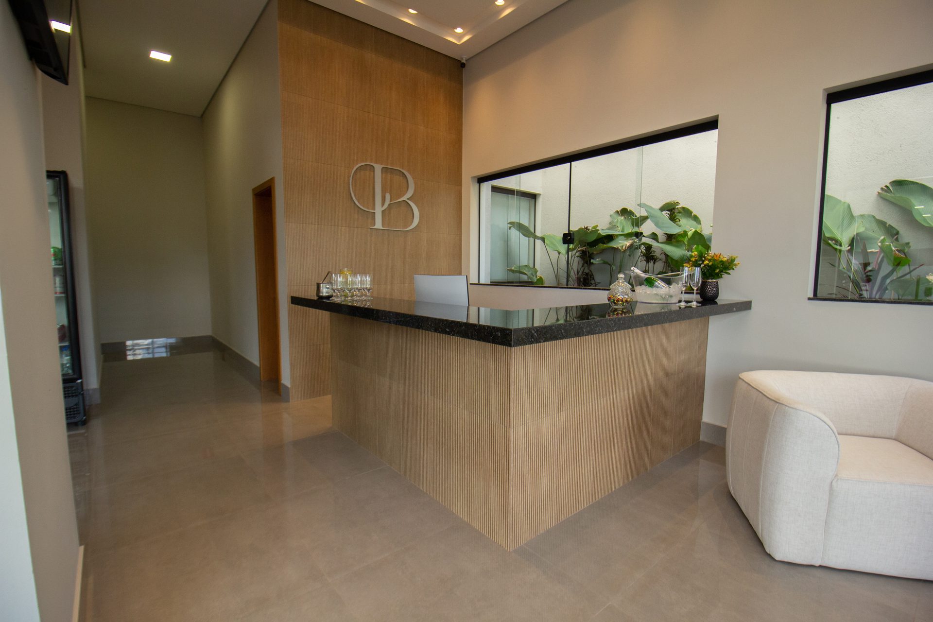 Front desk at Bellville Pousada, open 24 hours